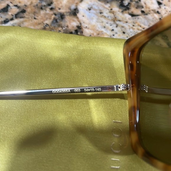 SOLD Gucci - Picture 9 of 16